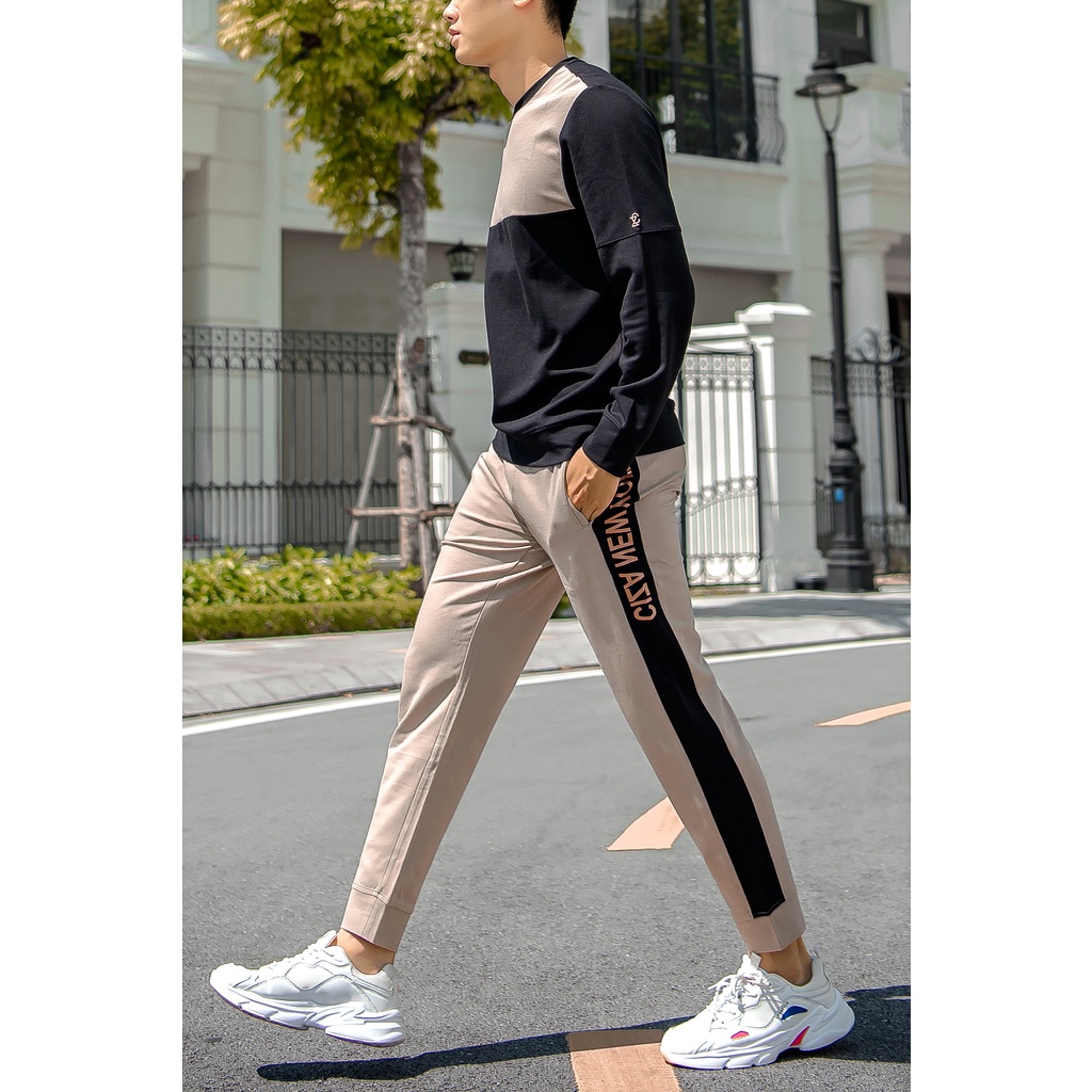 Quần jogger thể thao nam CIZA phối sọc in chữ dáng rộng cao cấp trẻ trung size S M L XL màu be SQGDR10