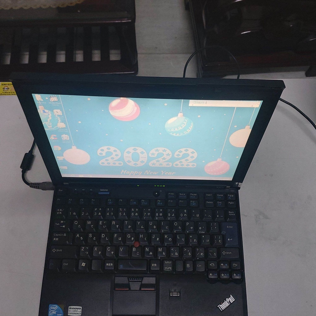 Laptop dùng giải trí nghe nhạc xem phim đọc báo (Loại tốt)