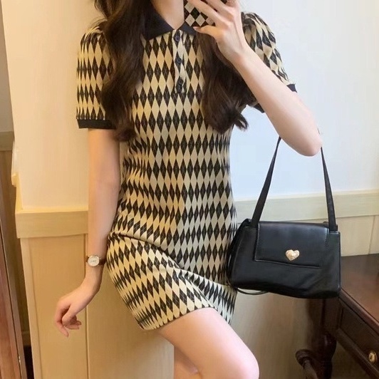 Đầm Ngắn Cổ Polo Họa Tiết Sọc Caro Thiết Kế Mới Thời Trang Mùa Hè Dành Cho Nữ