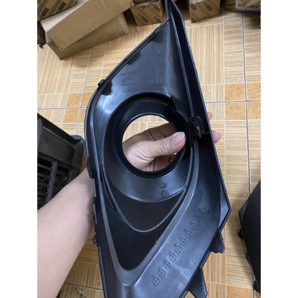 Ốp đèn gầm Mazda 3 2014-2016