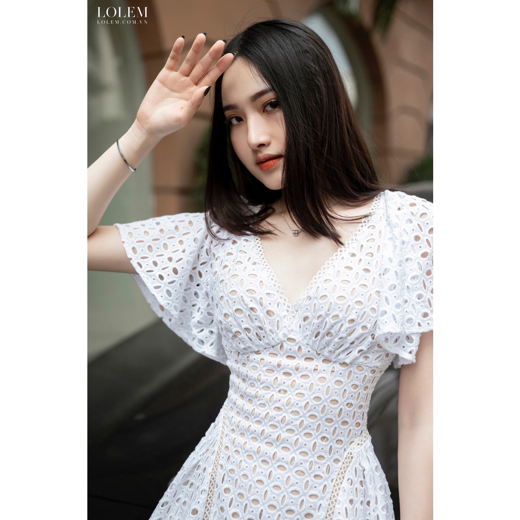 Đầm xòe ren thêu lỗ thiết kế cổ V phối dây ren LOLEM DX306