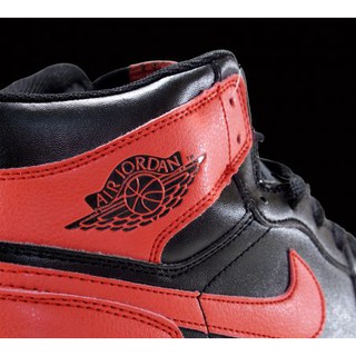 Giày NIKE AIR JORDAN 1 BRED