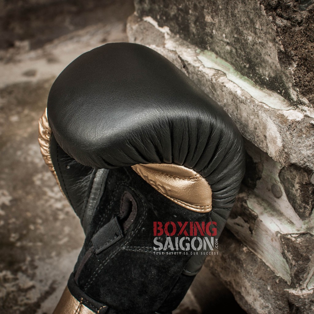 Găng Tay Title Ali Legacy Heavy Bag Gloves