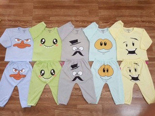 Set 5 bộ đồ carters cho bé