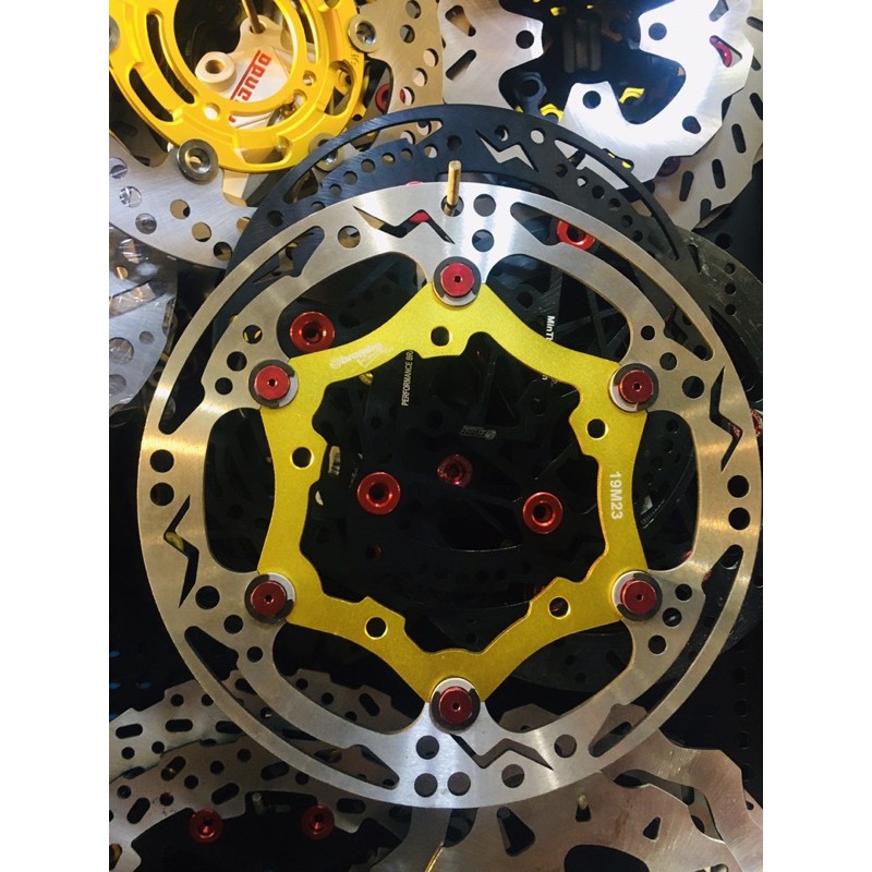 Dĩa thắng brembo over size 267mm sirius click vario wave ex135 ex150 winner winner X