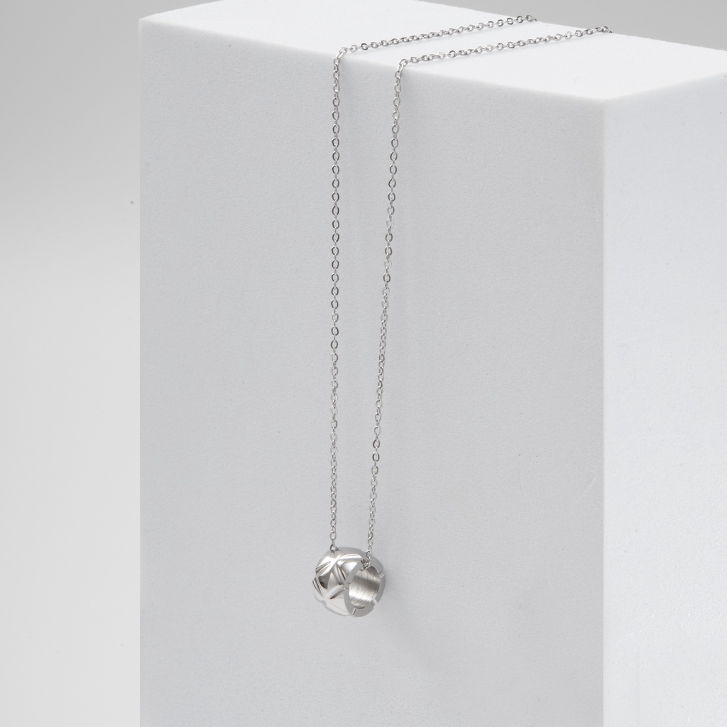 Dây chuyền nam CDE Split Flower X Necklace CDE6016SV