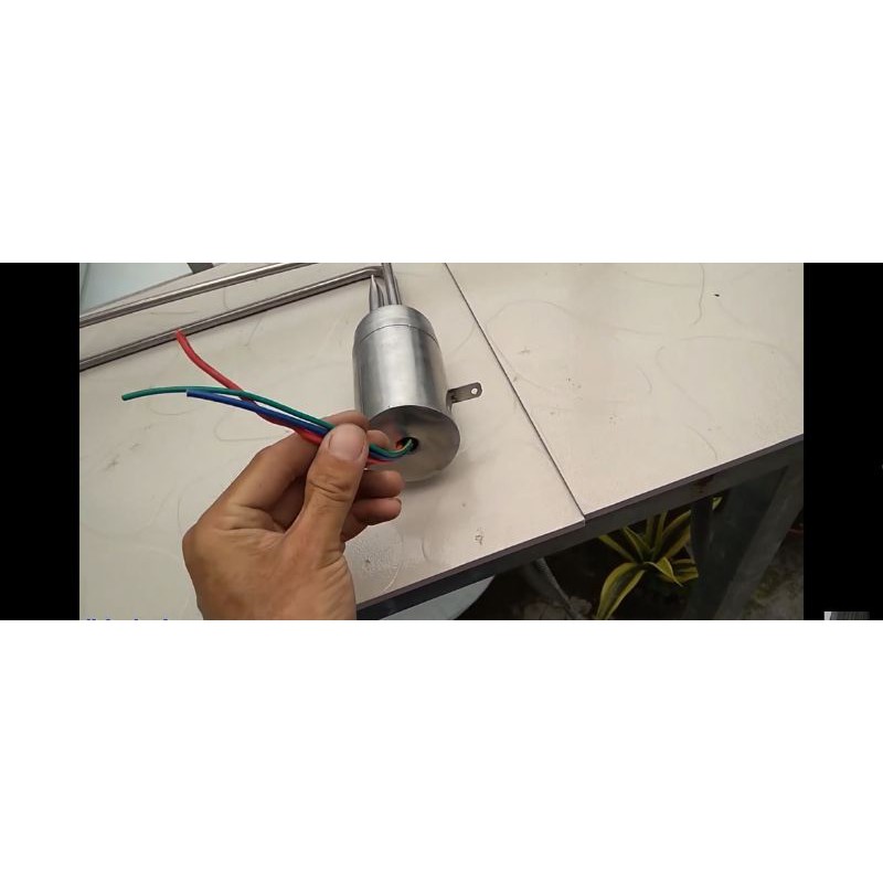 Điện trở máy nước nóng năng lượng Mặt Trời phi 47 inox 304 2000w - 220v - lắp xả đáy