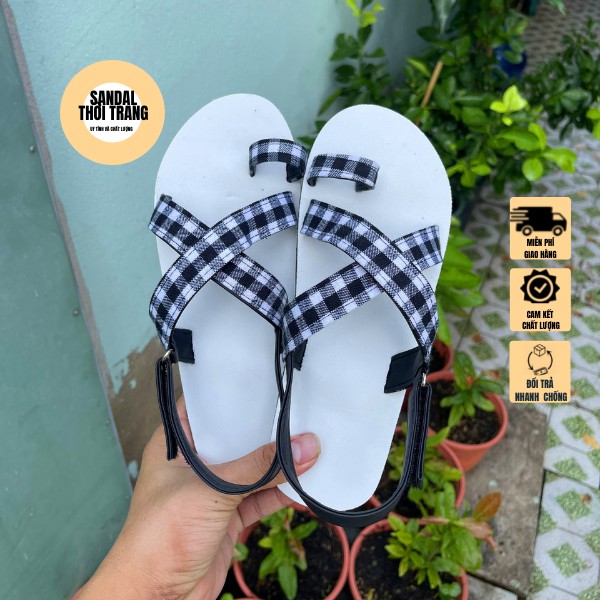 Dép sandal nữ xỏ ngón, SANDALTHOITRANG Giày quai hậu nữ đi học A24 caro trắng đen full size 30-44