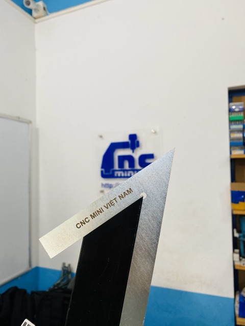 Bộ ke góc 45 vs 90.