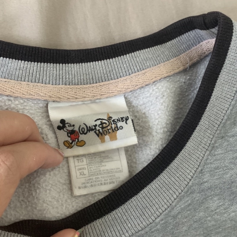 ÁO SWEATER 2hand DISNEY SIZE XL