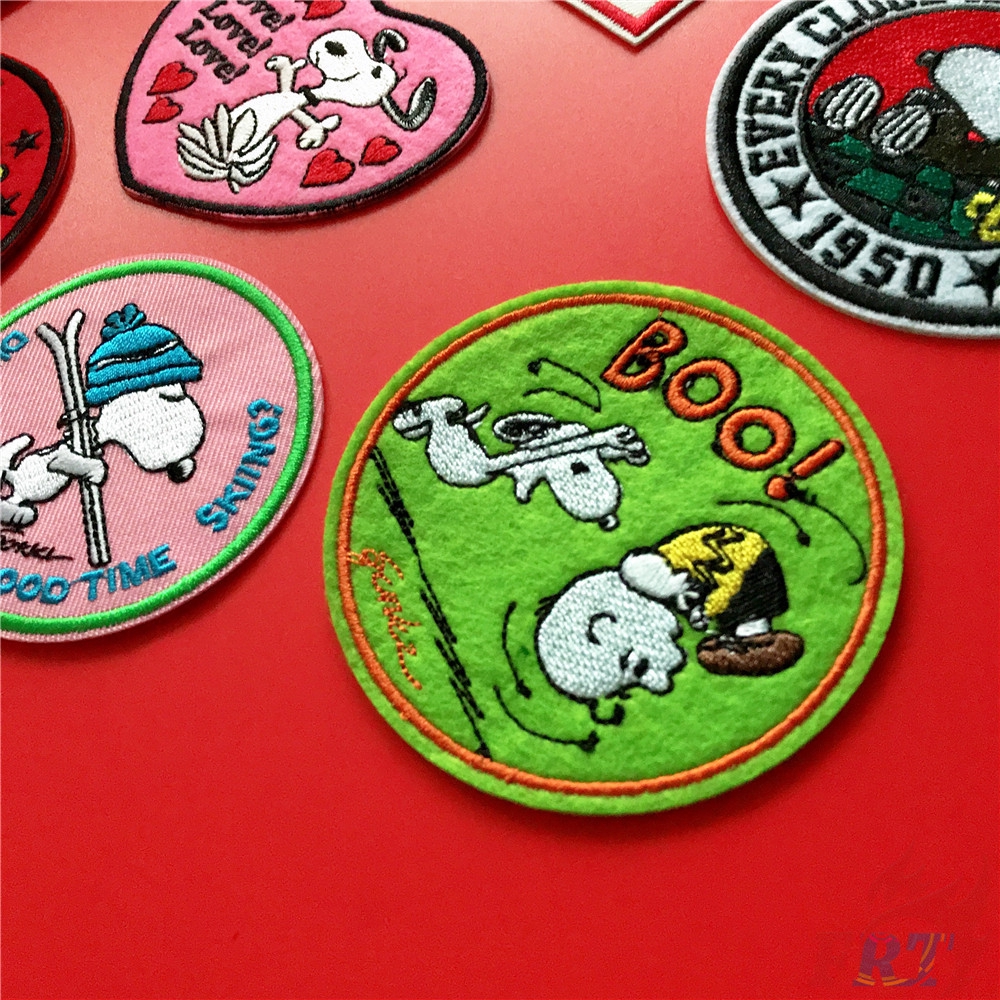 Miếng vải vá quần áo dạng ủi hình Snoopy