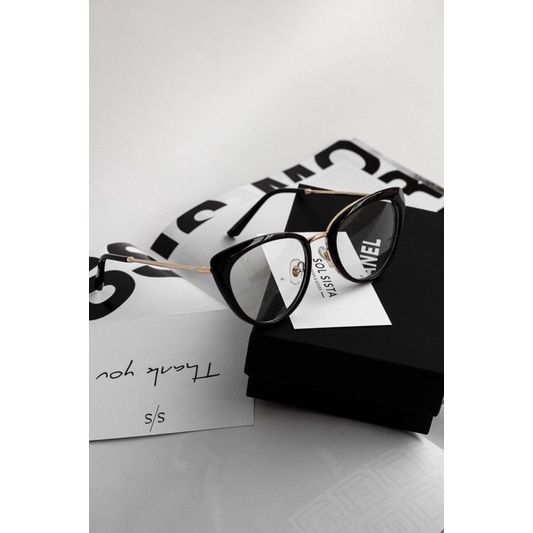 Gọng kính nữ kim loại dáng mắt mèo sang trọng RIC Eyewear