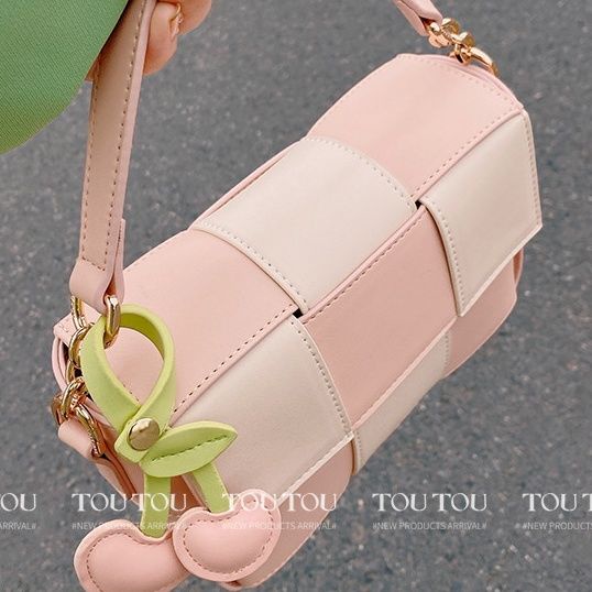 Túi Đeo Chéo Dệt Nhỏ Dáng Vuông Màu Hồng Thời Trang Mùa Hè Hàng Mới Ngọt Ngào Dành Cho Bạn Nữ