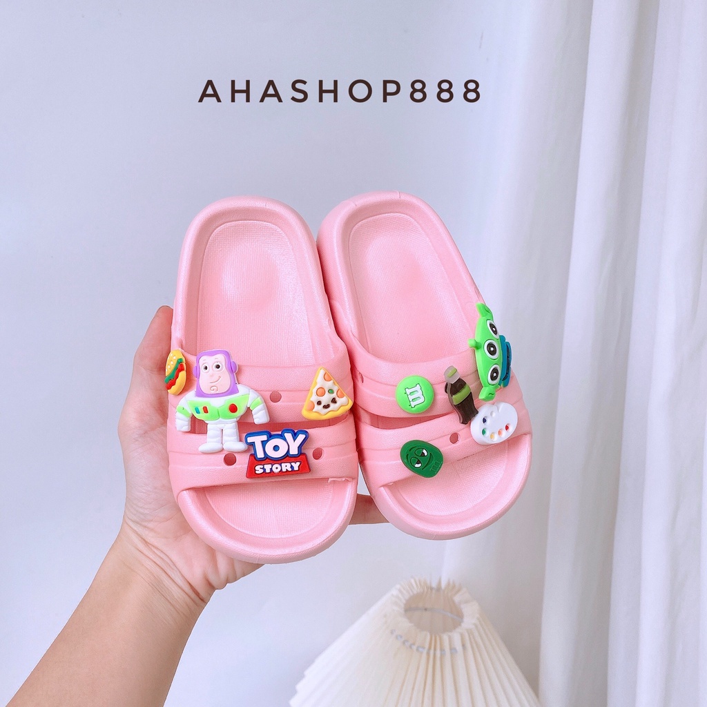 Sẵn Dép Lê 2 Quai Ngang Tặng Kèm 9 Sticker 2D Cho Bé Trai Bé Gái K020