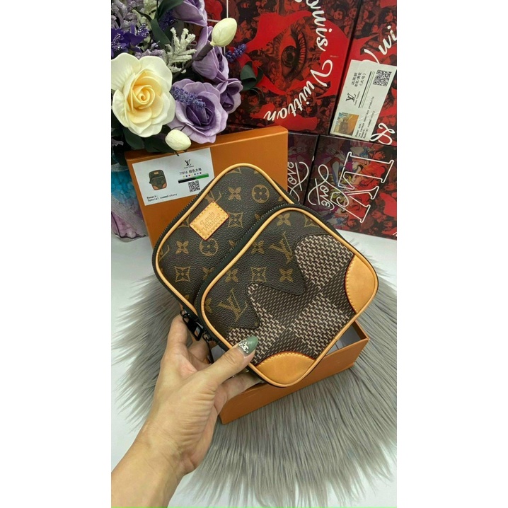 Túi đeo chéo thể thao caro thời trang unisex