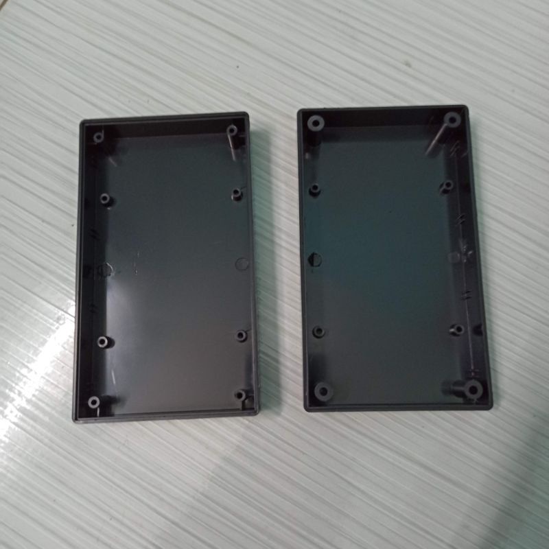 HỘP NHỰA ABS 140*82*38mm Màu đen, Màu trắng ( 140x82x38mm )