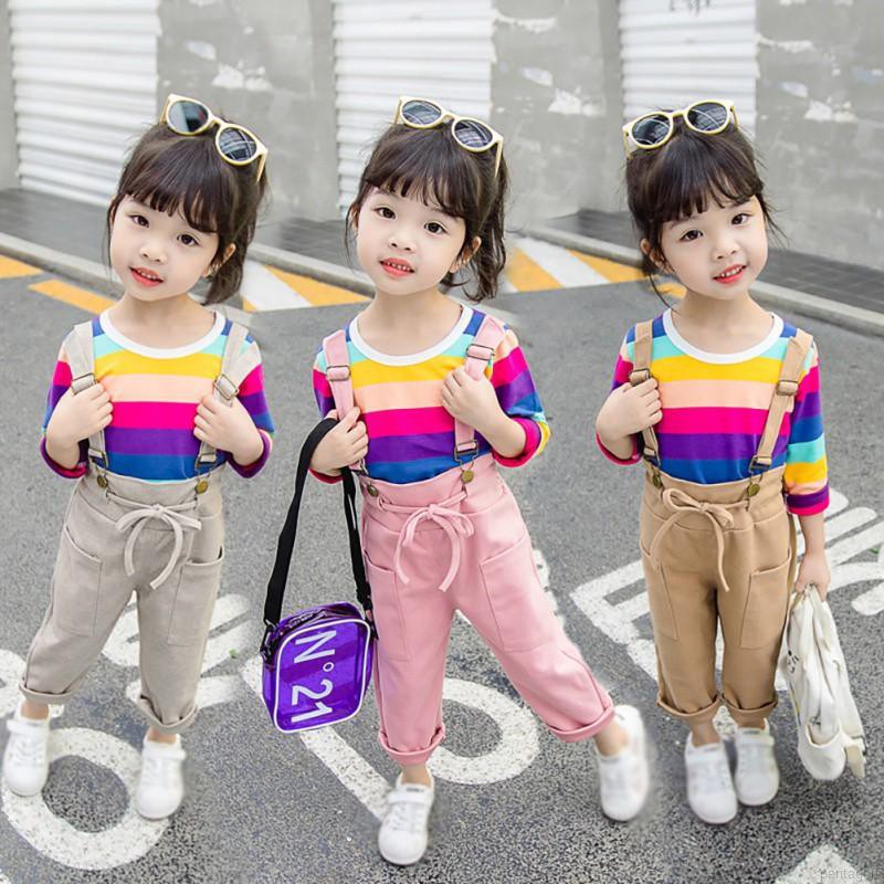 Set áo cổ tròn dài tay sọc cầu vồng + Quần yếm xinh xắn cho bé gái