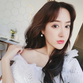 Khuyên tai đá móc hàng đẹp