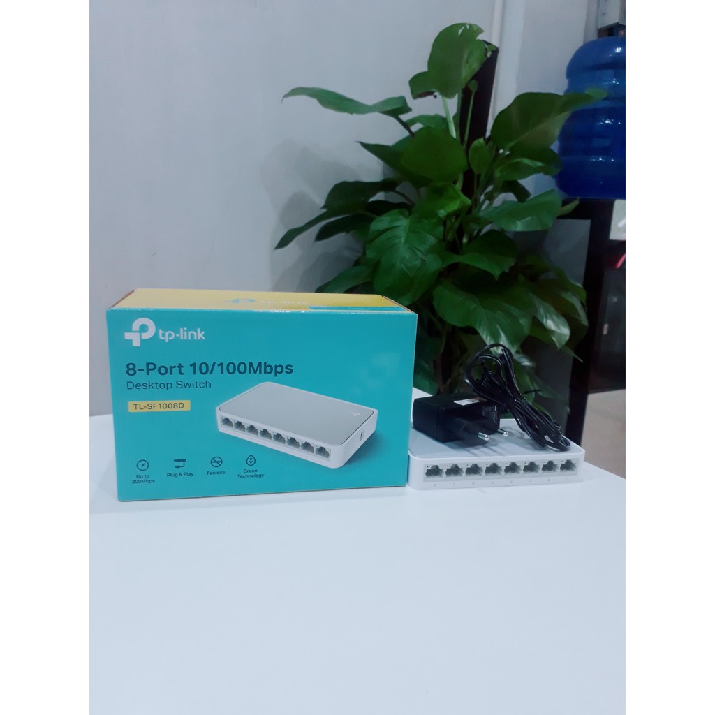 TP-Link TL-SF1008D 8-Port 10/100Mbps Desktop Switch