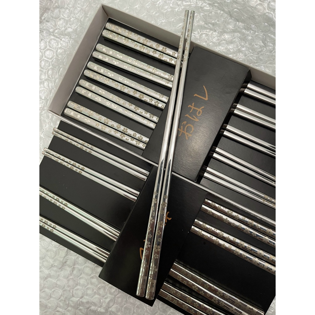 Chục đũa inox 304 Nhật cao cấp đầu vuông hoa văn Hcm