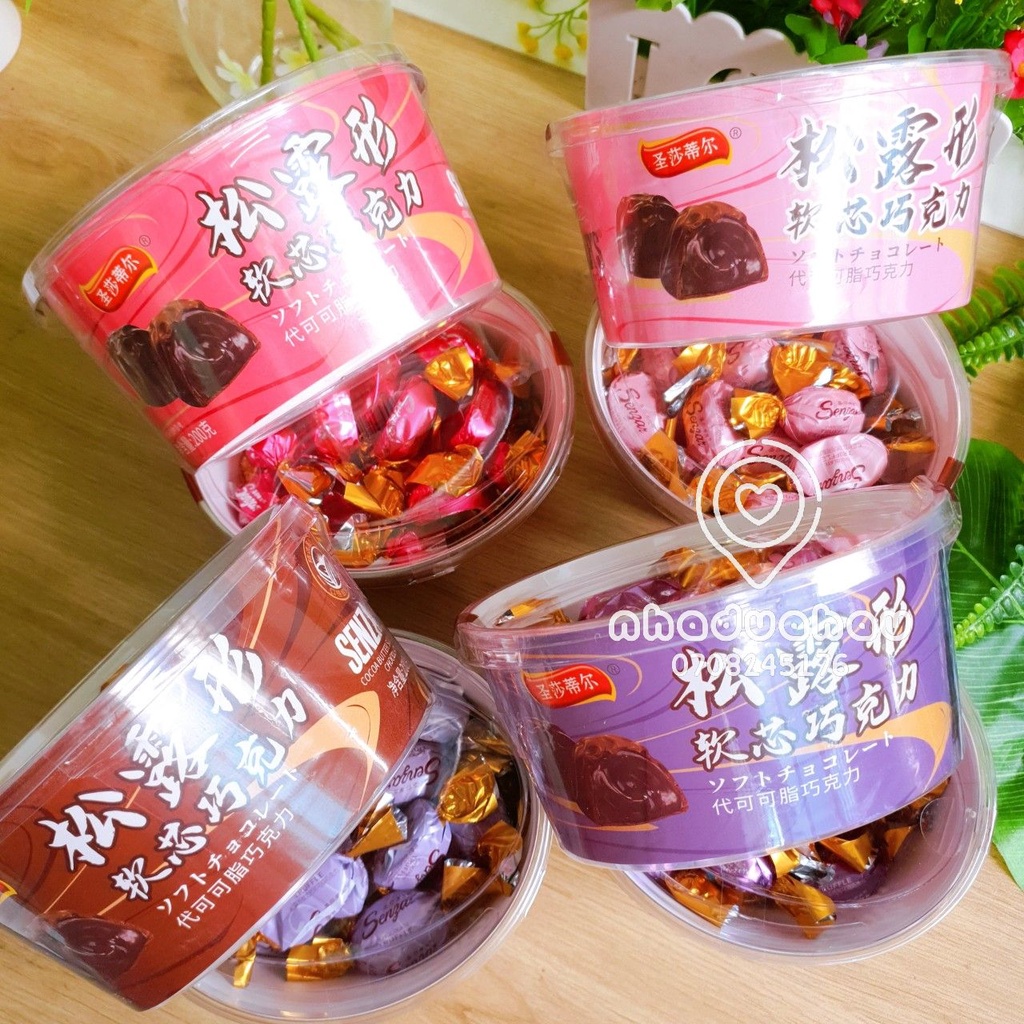 Một hộp kẹo sô cô la có nhân thố tròn/ hộp quà mix đủ vị Senzar Hongkong hộp 200/300gam