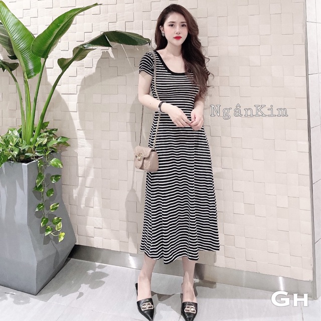 VÁY THUN , VÁY COTTON XOÈ CỔ VUÔNG CHẤT ĐẸP MS17366