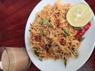 KHÔ GÀ CAY