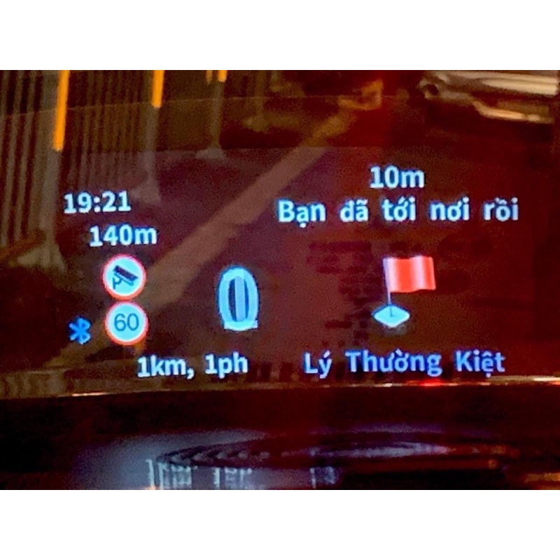 H1N cảnh báo giao thông Vietmap Hud H1n