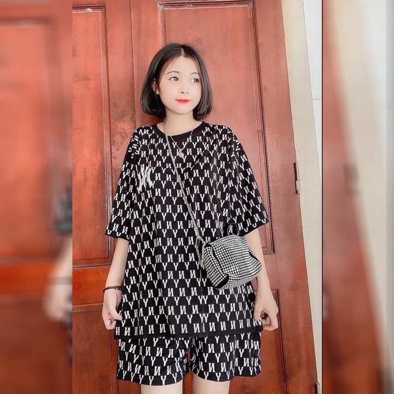 Bộ đồ áo thun unisex from rộng chữ full áo nam nữ kèm quần short đùo màu đen trắng basic mặc tại nhà siêu đẹp