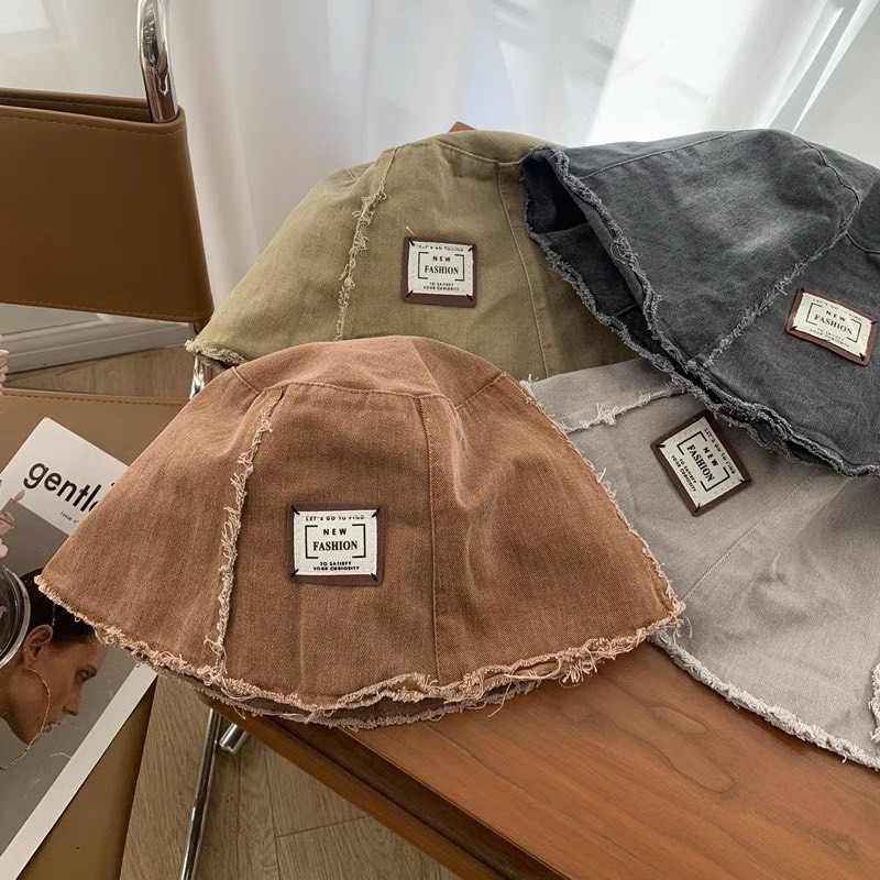 Mũ denim rách cá tính thời trang dành cho nữ