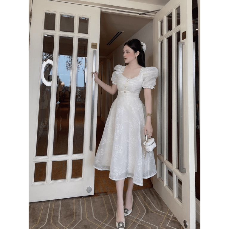 Mẫu Đầm Ren Tay Vuông Cực Sang Chảnh Đủ Size Từ 40-55KG UP