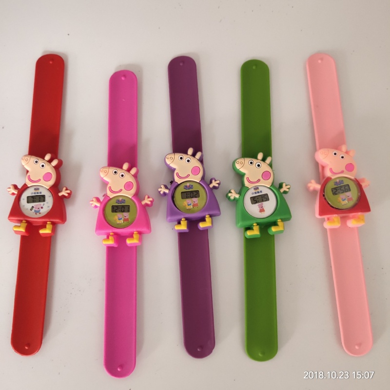 Đồng Hồ Đeo Tay Điện Tử Hình Dáng Heo Hoạt Hình Ngộ Nghĩnh Dễ Thương Cho Bé