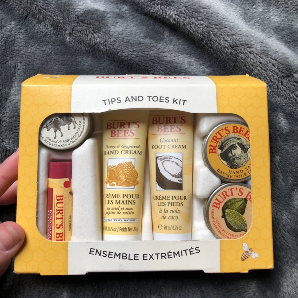 Set dưỡng môi, tay, chân Burt’s Bees Tips and Toes Kit