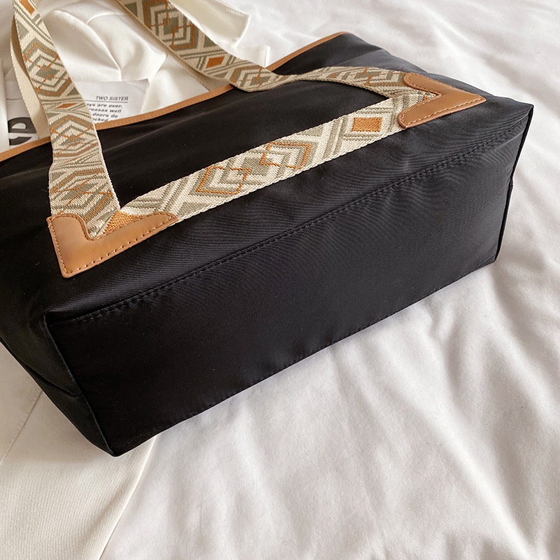 Túi Xách Tay Đeo Vai Vải Oxford Sức Chứa Lớn Phong Cách Dân Tộc Đơn Giản Màu Sắc Tương Phản Dễ Phối Đồ Cho Nữ