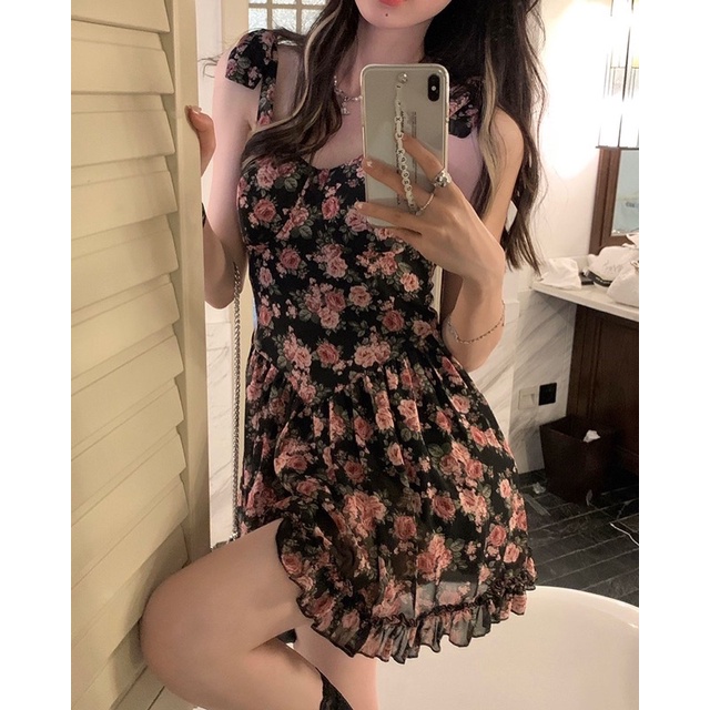 Đầm hoa rosie dáng xoè hai dây phong cách Hàn Quốc
