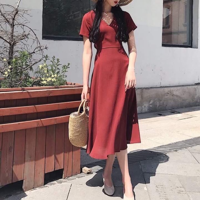 Đầm cổ V maxi