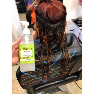 Bóc màu đen,mầu  đỏ, phủ bóng YICAI 500ml