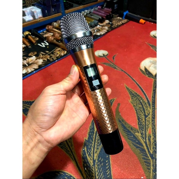Mic Bãi xịn BF VIP 80 tự ngắt gia tốc. Không hay tặng luôn mic