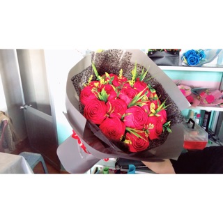 Bó hoa hồng giấy nhún 180 bông