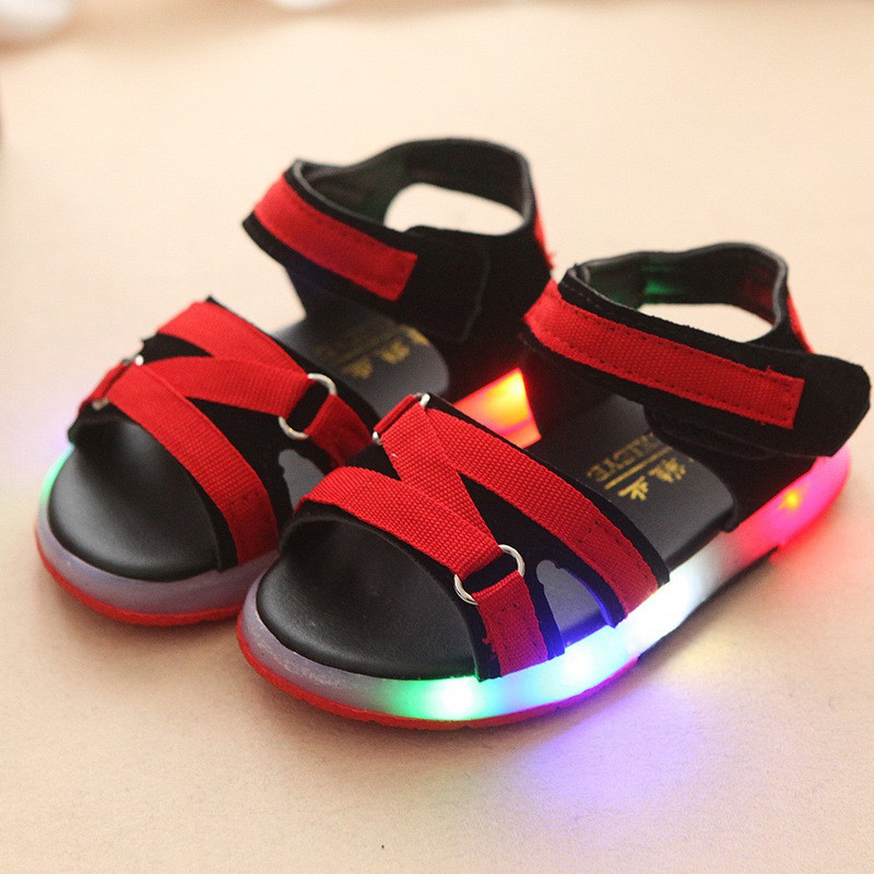 Giày Sandal Có Đèn Led Đi Biển Cho Bé Trai Và Bé Gái