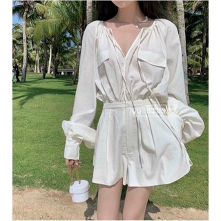 Jumsuit Trắng Có Túi Cổ V Cho Nữ Siêu Xinh, Là Item Không Thể Thiếu Của Các Cô Nàng Trong Mùa Hè Nóng Nực Này