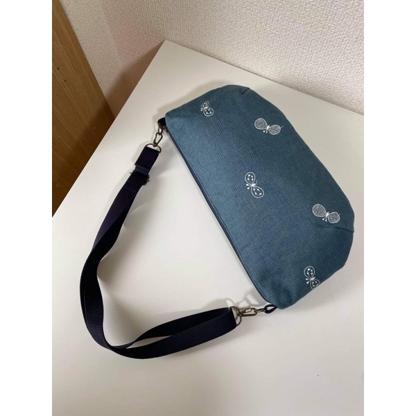 Túi vải đeo chéo Mina Perhonen