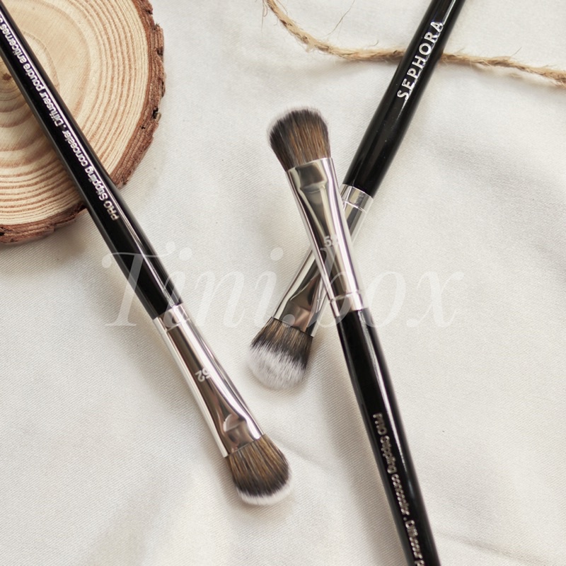Cọ che khuyết điểm vát xéo Sephora 52 PRO Stippling concealer