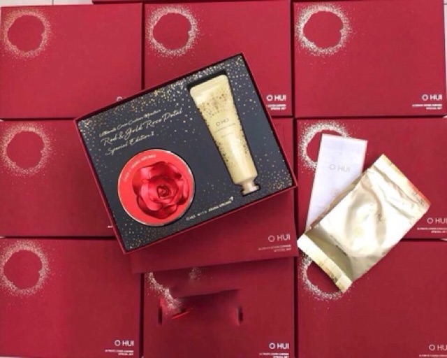 SET  OHUI ULTIMATE COVER CUSHION MOISTURE RED & GOLD ROSE PETAL SPECIAL EDITION II