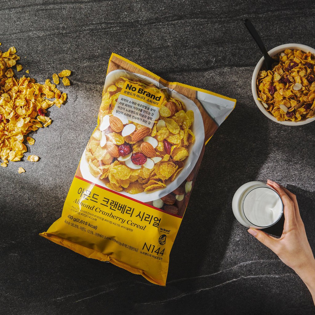 Ngũ Cốc Ăn Sáng Hạnh Nhân No Brand Túi 630G