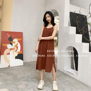 Váy 2 dây trơn chất voan xẻ bên - ảnh tự chụp