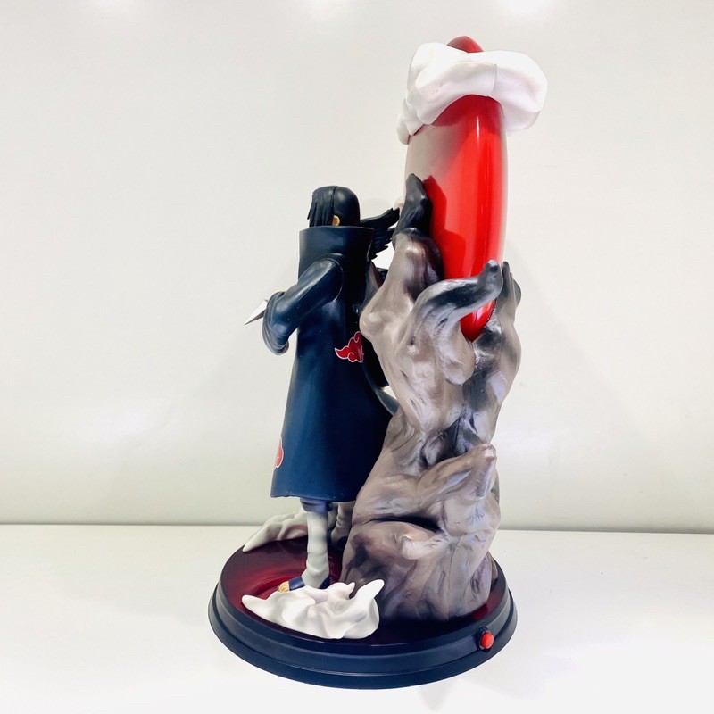 Mô hình  Uchiha Itachi thuộc tổ chức Akatsuki ( Mặt Trăng Có Led ) Cao 35cm - Naruto Shippuuden - Tượng Figure Naruto