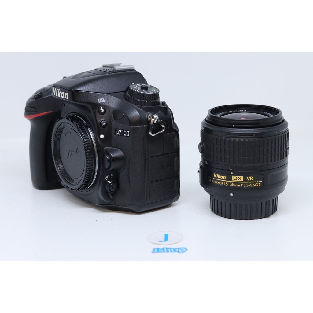 Máy ảnh Nikon D7100 kèm ống 18-55 VR