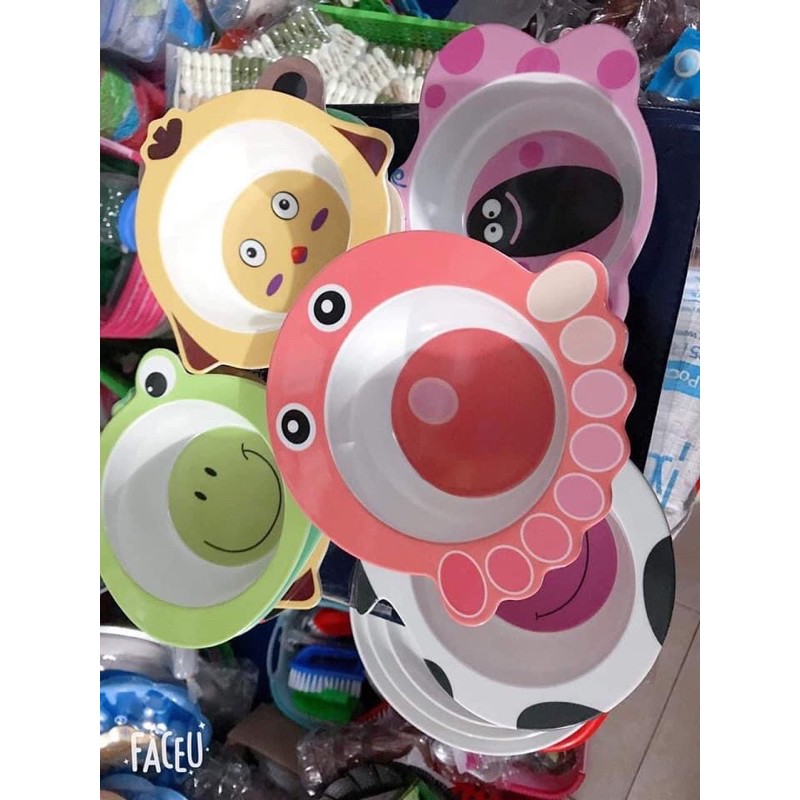 Bát ăn dặm hình thú cho bé