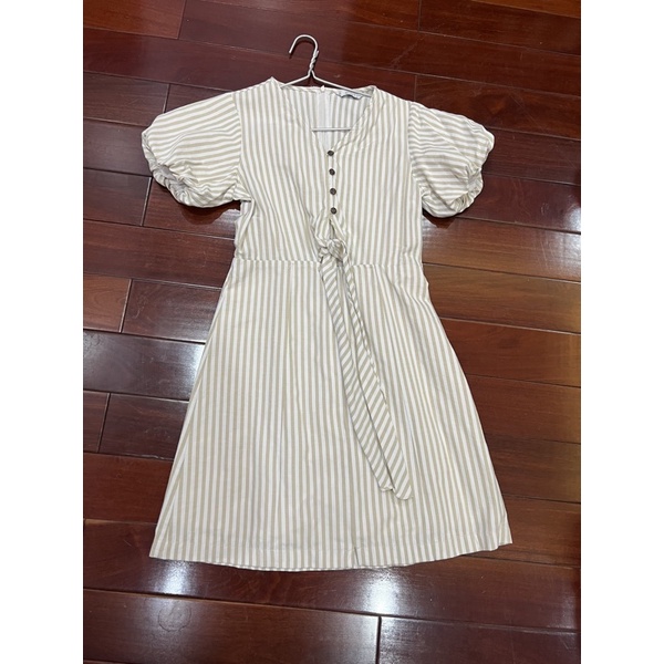 Pass váy kẻ 92 wear